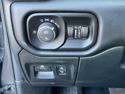 2026 RAM 1500 Big Horn 4x4 Crew Cab 5'7" Box