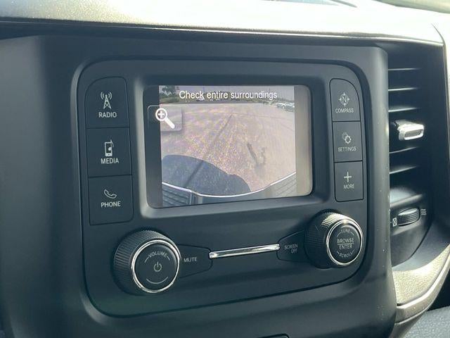 2020 RAM 2500 Tradesman 4x4 Crew Cab 6'4" Box