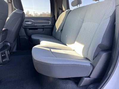 2022 RAM 2500 Big Horn 4x4 Crew Cab 6'4" Box