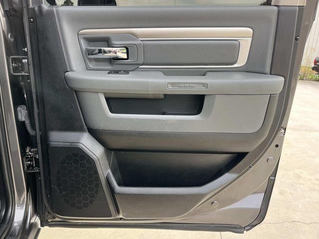 2014 RAM 2500 4WD Crew Cab 6.4 Ft Box SLT