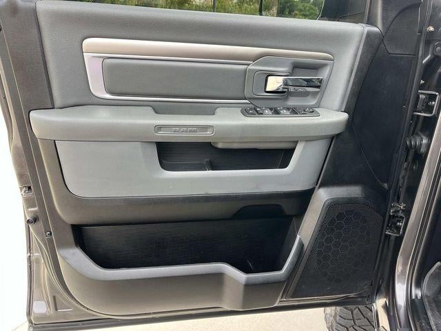 2014 RAM 2500 4WD Crew Cab 6.4 Ft Box SLT