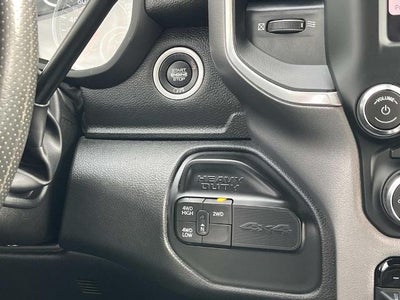 2022 RAM 2500 Big Horn 4x4 Crew Cab 6'4" Box