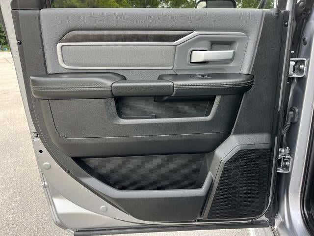 2022 RAM 2500 Big Horn 4x4 Crew Cab 6'4" Box