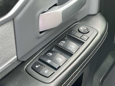 2022 RAM 2500 Big Horn 4x4 Crew Cab 6'4" Box