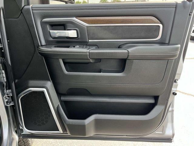 2024 RAM 2500 Laramie 4x4 Crew Cab 6'4" Box