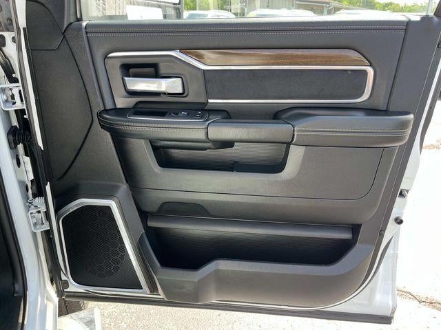 2024 RAM 2500 Laramie 4x4 Crew Cab 6'4" Box