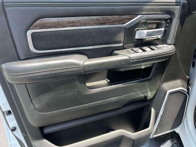 2020 RAM 2500 Laramie 4x4 Crew Cab 6'4" Box