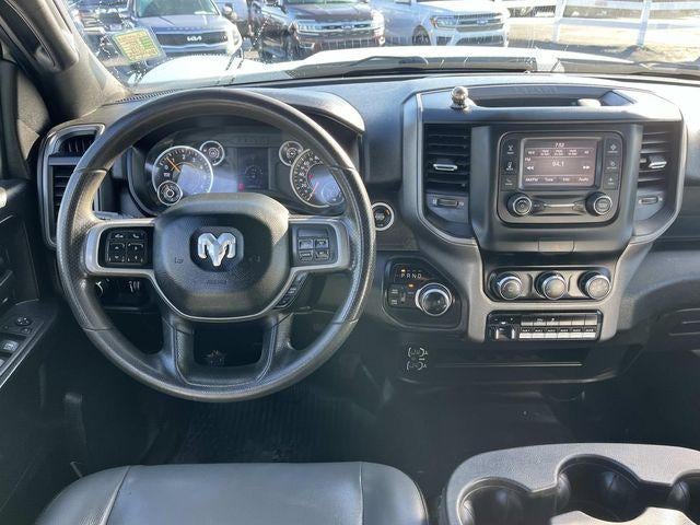 2022 RAM 2500 Tradesman 4x4 Crew Cab 8' Box