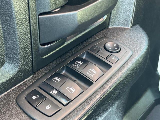 2022 RAM 2500 Tradesman 4x4 Crew Cab 8' Box