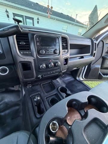 2015 RAM 2500 4WD Crew Cab 8 Ft Box Tradesman