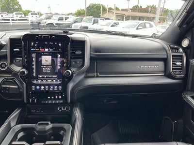 2019 RAM 2500 Limited 4x4 Crew Cab 6'4" Box