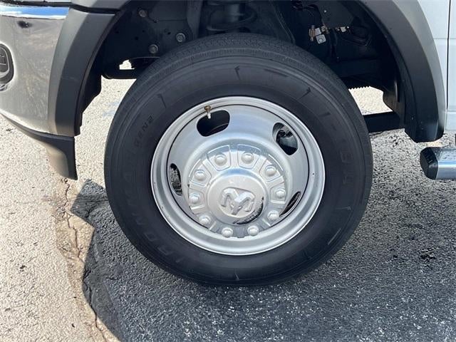 2023 RAM 4500 Chassis Cab SLT 4x4 Crew Cab 60" CA 173.4" WB