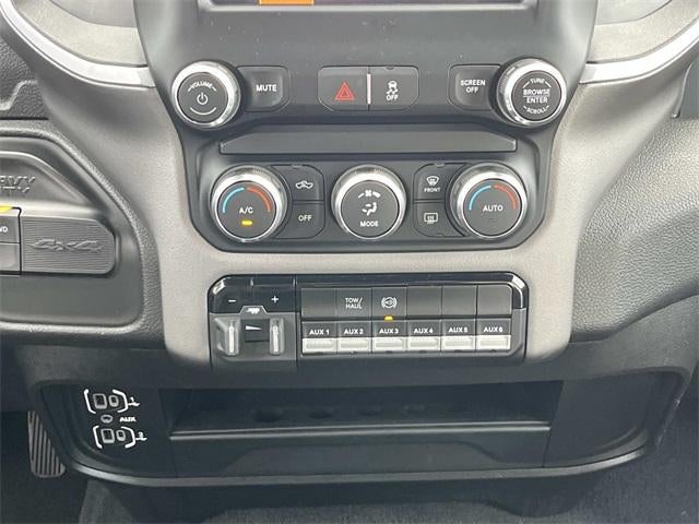 2023 RAM 4500 Chassis Cab SLT 4x4 Crew Cab 60" CA 173.4" WB