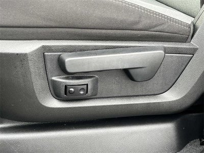 2023 RAM 4500 Chassis Cab SLT 4x4 Crew Cab 60" CA 173.4" WB