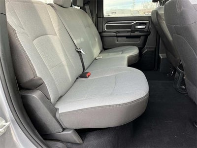 2024 RAM 4500 Chassis Cab SLT 4x4 Crew Cab 60" CA 173.4" WB