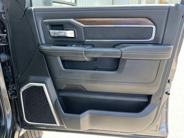2024 RAM 4500 Chassis Cab Laramie 4x4 Crew Cab 60" CA 173.4" WB