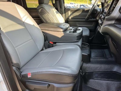 2026 RAM 4500 Chassis Cab Tradesman 4x4 Crew Cab 60" CA 173.4" WB