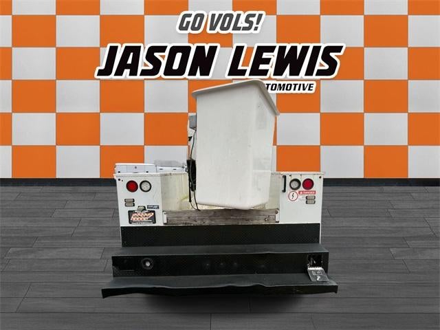 2017 RAM 5500 Chassis Cab Tradesman 4x2 Reg Cab 84" CA 168.5" WB