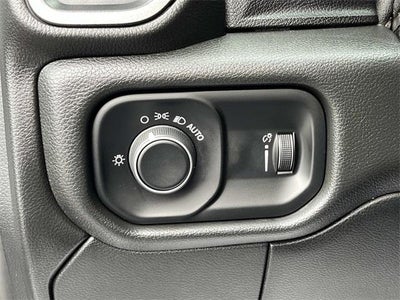 2021 RAM 5500 Chassis Cab Tradesman 4x4 Reg Cab 60" CA 144.5" WB