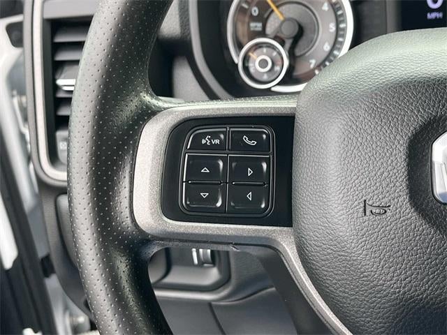 2021 RAM 5500 Chassis Cab Tradesman 4x4 Reg Cab 60" CA 144.5" WB