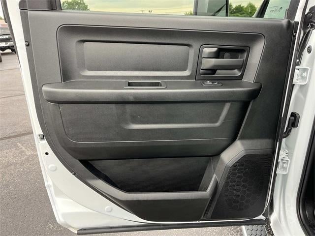 2024 RAM 5500 Chassis Cab Tradesman 4x4 Crew Cab 60" CA 173.4" WB