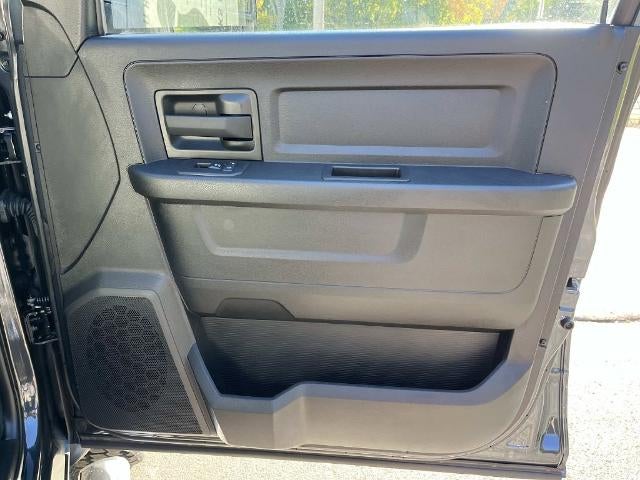 2026 RAM 5500 Chassis Cab Tradesman 4x4 Crew Cab 60" CA 173.4" WB