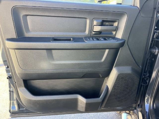 2026 RAM 5500 Chassis Cab Tradesman 4x4 Crew Cab 60" CA 173.4" WB