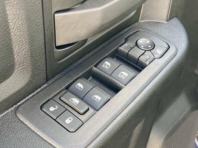 2026 RAM 5500 Chassis Cab Tradesman 4x4 Crew Cab 60" CA 173.4" WB