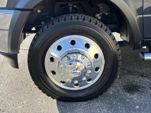 2026 RAM 5500 Chassis Cab Tradesman 4x4 Crew Cab 60" CA 173.4" WB