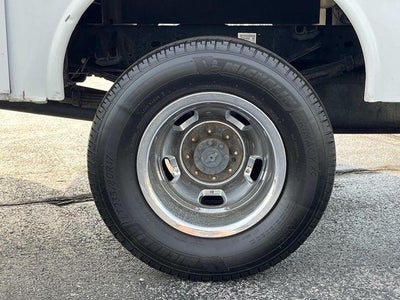 2014 RAM 3500 2WD Crew Cab 172" WB 60" CA Tradesman