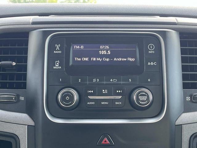 2014 RAM 3500 2WD Crew Cab 172" WB 60" CA Tradesman