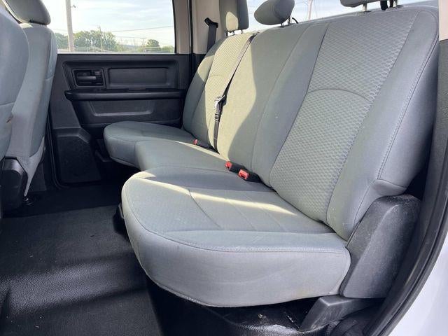 2014 RAM 3500 2WD Crew Cab 172" WB 60" CA Tradesman