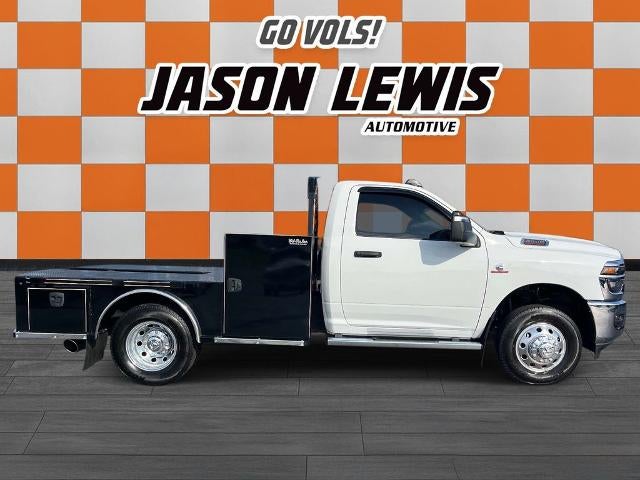 2025 RAM 3500 Chassis Cab Tradesman 4WD Reg Cab 60" CA 143.5" WB