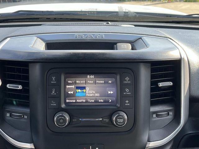 2024 RAM 3500 Chassis Cab SLT 4WD Crew Cab 60" CA 172.4" WB