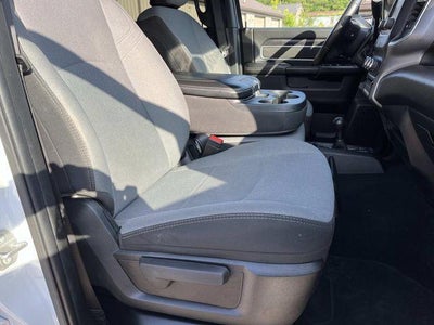 2024 RAM 3500 Chassis Cab SLT 4WD Crew Cab 60" CA 172.4" WB