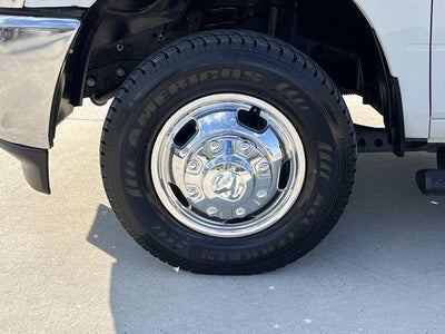 2024 RAM 3500 Chassis Cab SLT 4WD Crew Cab 60" CA 172.4" WB