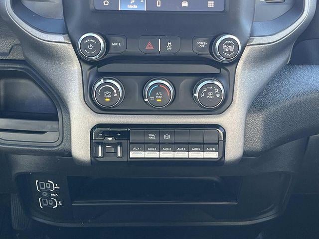 2024 RAM 3500 Chassis Cab Tradesman 4WD Crew Cab 60" CA 172.4" WB