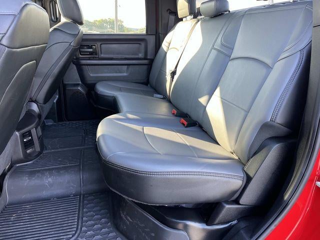 2024 RAM 3500 Chassis Cab Tradesman 4WD Crew Cab 60" CA 172.4" WB