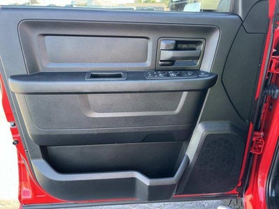 2024 RAM 3500 Chassis Cab Tradesman 4WD Crew Cab 60" CA 172.4" WB