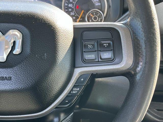 2019 RAM 3500 Chassis Cab Tradesman 4WD Crew Cab 60" CA 172.4" WB