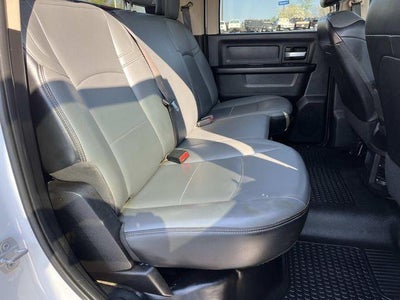 2019 RAM 3500 Chassis Cab Tradesman 4WD Crew Cab 60" CA 172.4" WB