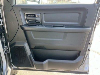 2023 RAM 3500 Chassis Cab Tradesman 4WD Crew Cab 60" CA 172.4" WB