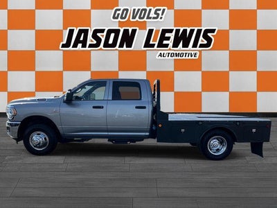 2023 RAM 3500 Chassis Cab Tradesman 4WD Crew Cab 60" CA 172.4" WB