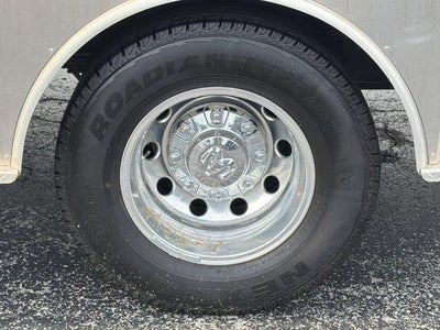 2024 RAM 3500 Chassis Cab SLT 4WD Crew Cab 60" CA 172.4" WB