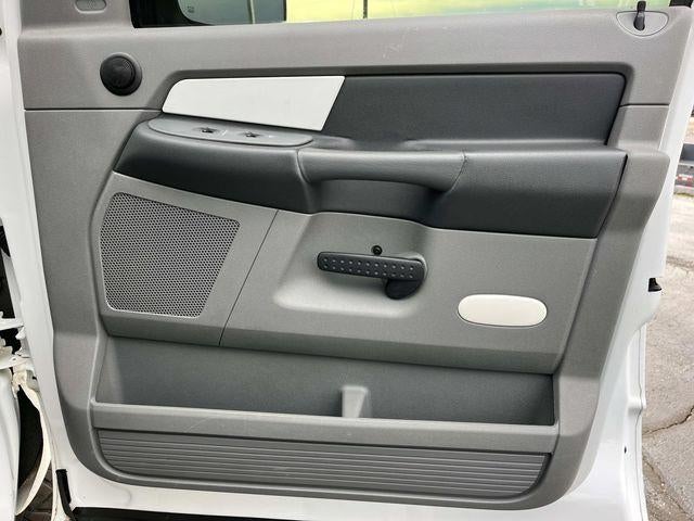 2008 Dodge Ram 2500 4WD Mega Cab 6.3 Ft Box SXT