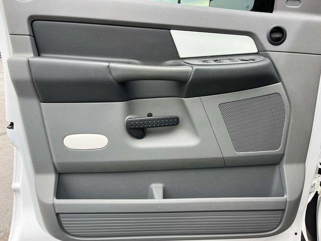 2008 Dodge Ram 2500 4WD Mega Cab 6.3 Ft Box SXT