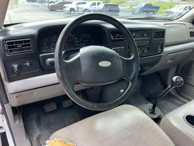 2001 Ford Super Duty F-650 XLT
