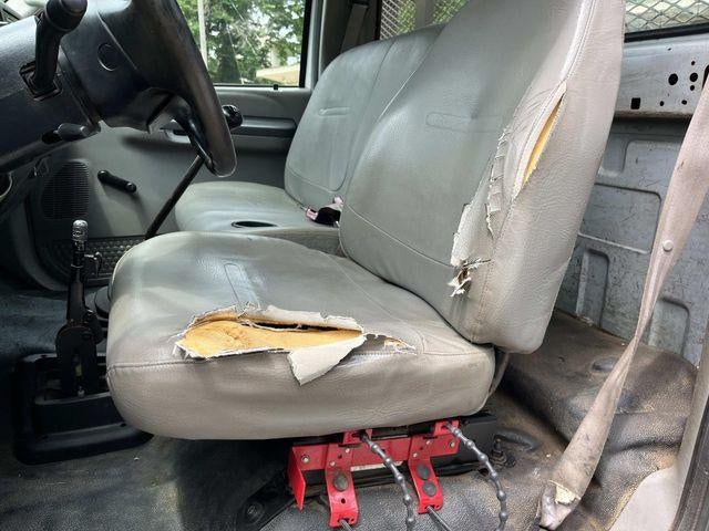2001 Ford Super Duty F-650 XLT