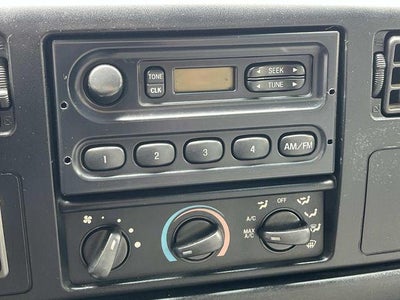 2001 Ford Super Duty F-650 XLT