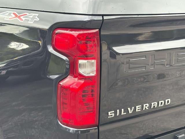 2022 Chevrolet Silverado 1500 Crew Cab Short Box 4-Wheel Drive LT 2FL